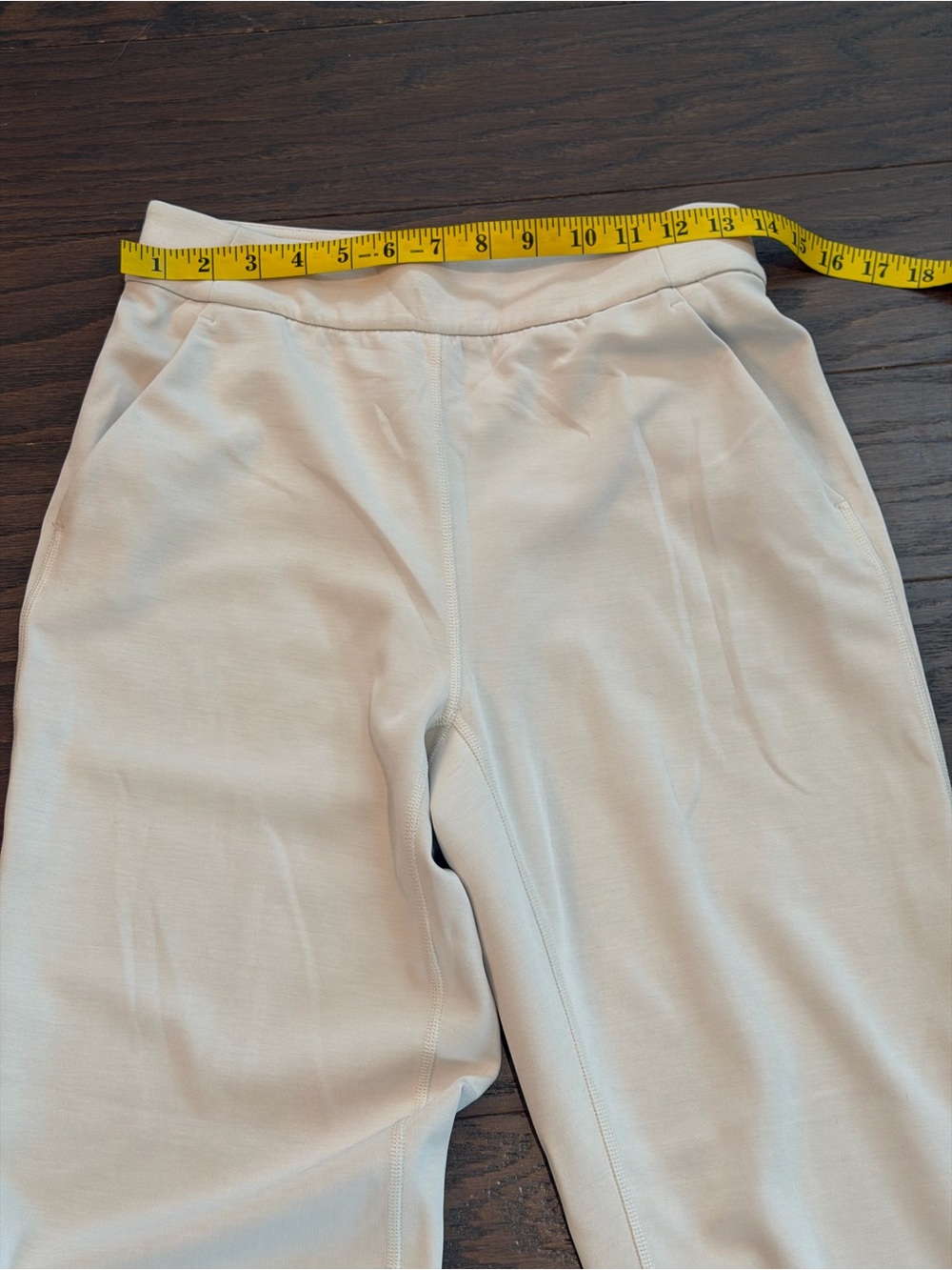 Lululemon Softstreme High-Rise Straight-Leg Pants Regular Bone Size Small - Picture 6 of 9